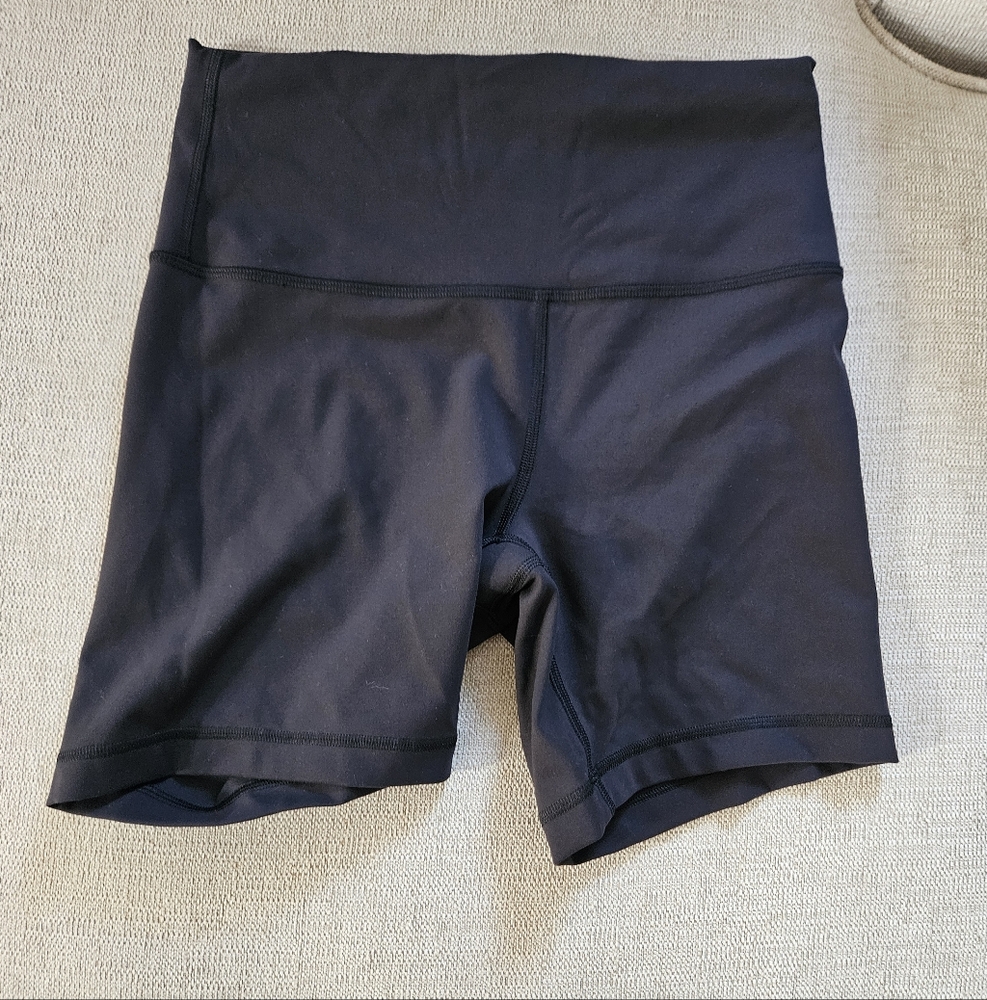 Wunder Train Shorts